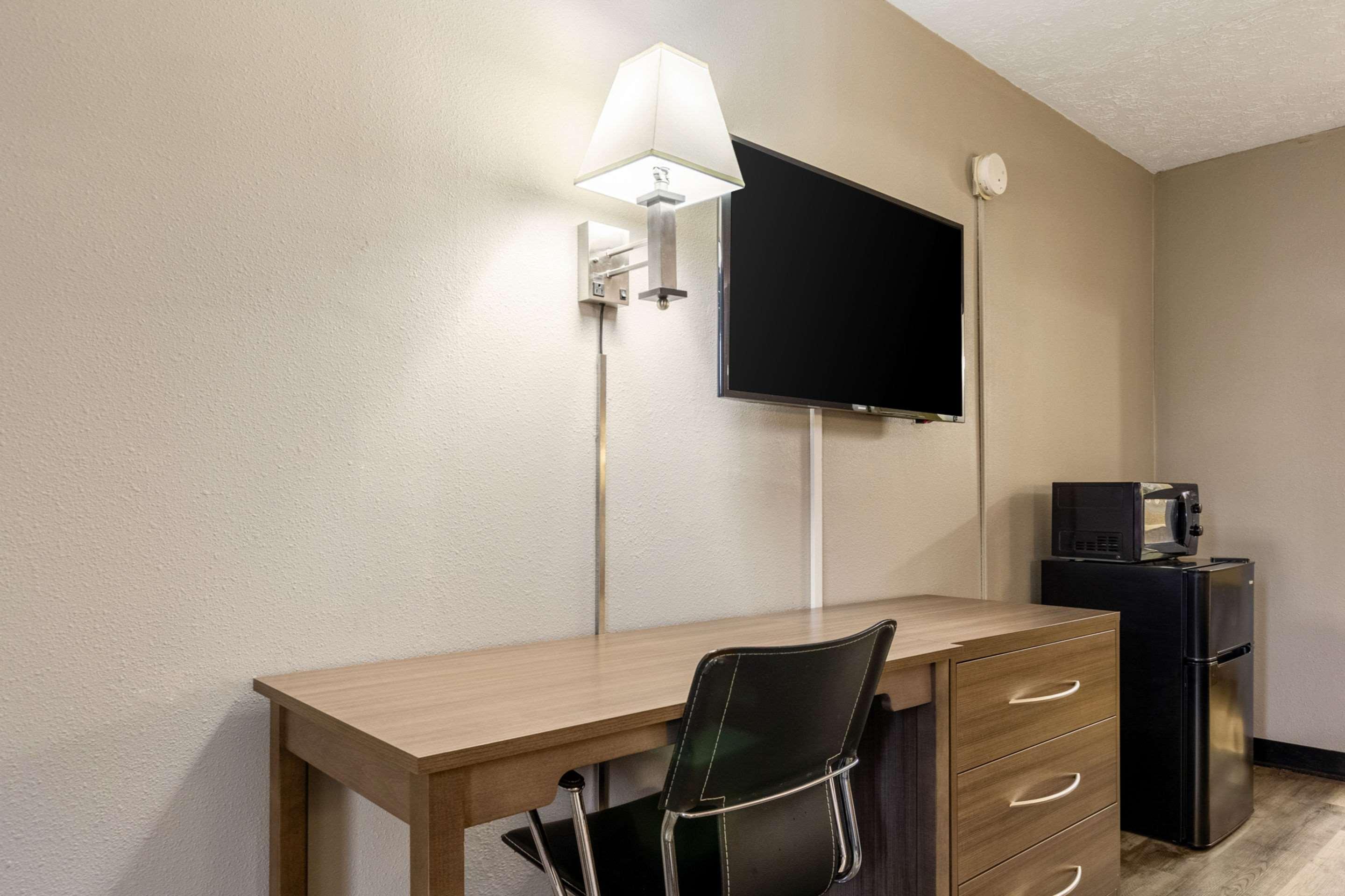 Econo Lodge Seymour Luaran gambar